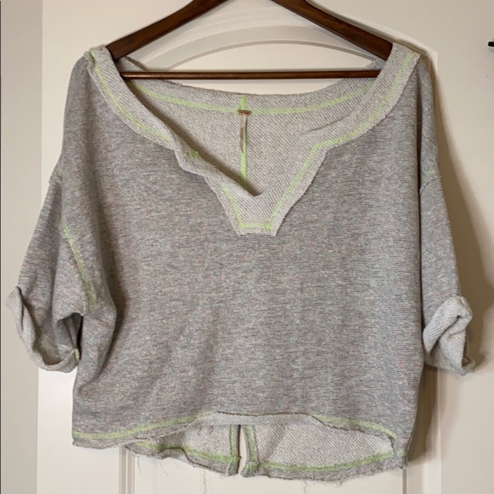 Free people heather grey cropped short sweater